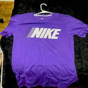 Nike Regular Fit Purple Shirt Mens Small